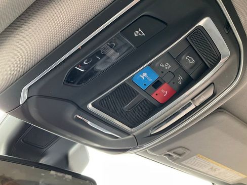 Used 2022 Jeep Grand Cherokee L Limited image 14