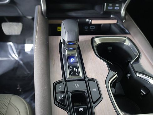 Used 2024 Lexus RX 350h w/ Accessory Package (K3) AWD/4WD image 48