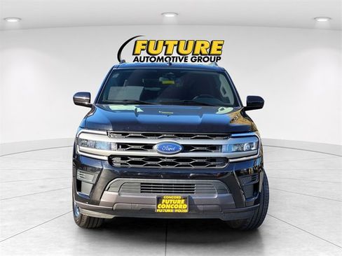 Certified 2024 Ford Expedition Max XLT image 6