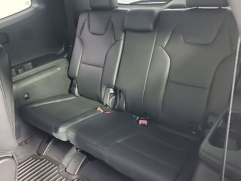 Certified 2025 Kia Telluride SX Prestige X-Line AWD/4WD image 18