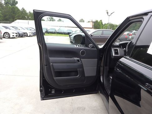 Used 2018 Land Rover Range Rover Sport SE AWD/4WD image 51