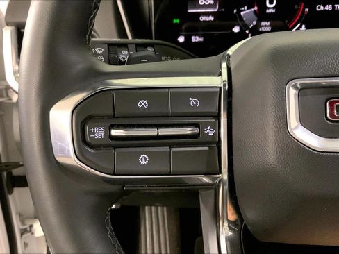Used 2025 GMC Terrain Elevation FWD image 18
