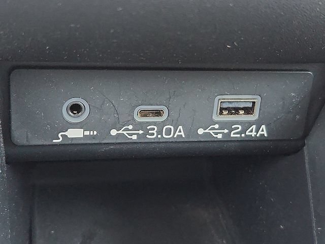 Used 2025 Subaru Outback Premium w/ Popular Package #1A AWD/4WD image 20