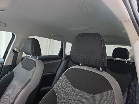 Certified 2022 Volkswagen Taos S AWD/4WD image 24