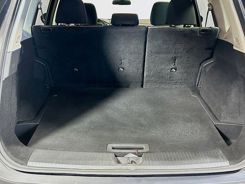 Used 2023 Nissan Rogue SV image 24