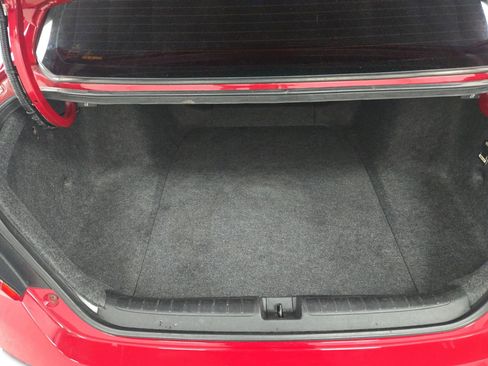 Used 2019 Honda Accord Sport image 11