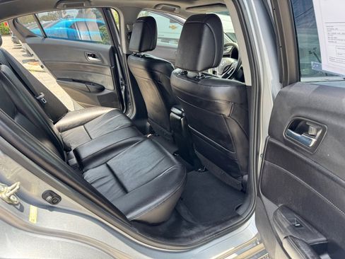 Used 2017 Acura ILX image 10