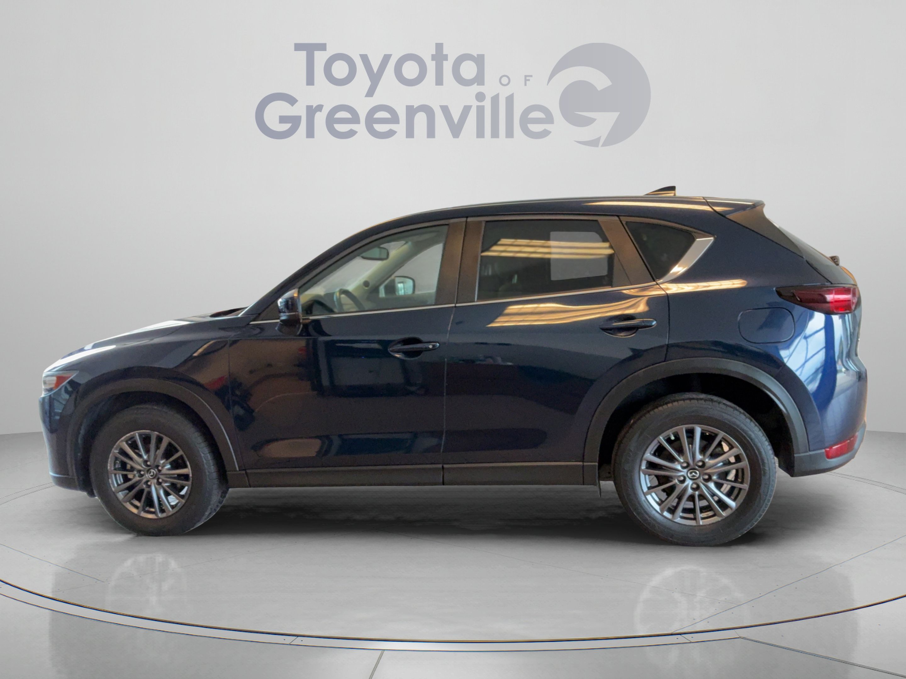 Used 2019 MAZDA CX-5 Touring FWD image 2