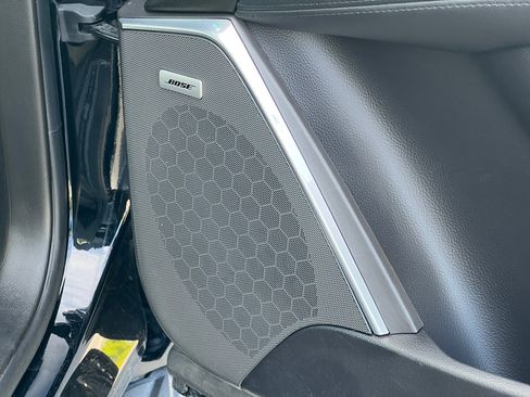 Used 2018 Cadillac Escalade Luxury image 45