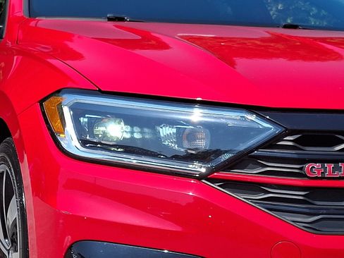 Used 2019 Volkswagen Jetta GLI FWD image 9