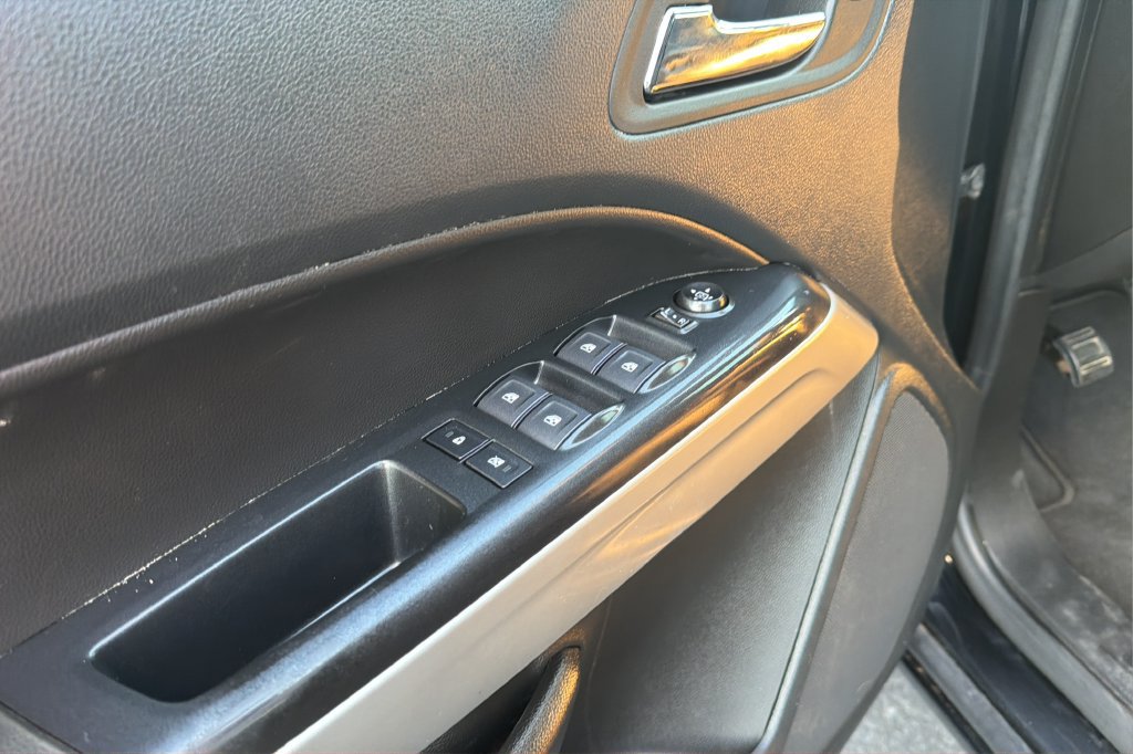 Used 2022 Chevrolet Colorado LT w/ LT Convenience Package RWD image 15