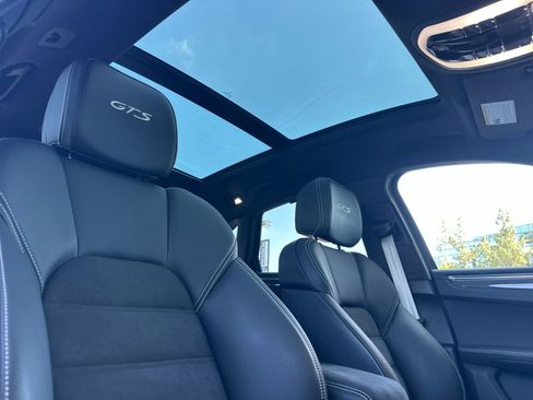 Used 2025 Porsche Macan GTS image 17