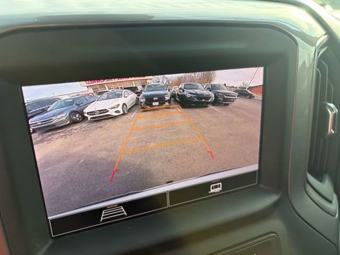 Used 2025 Chevrolet Silverado 1500 Custom image 11