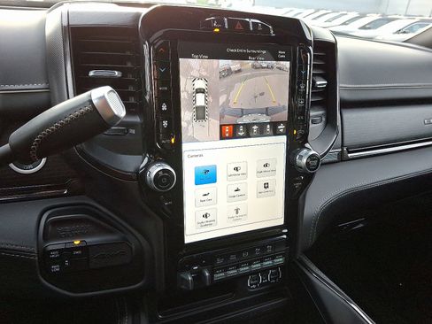 Used 2022 RAM 2500 Limited image 20