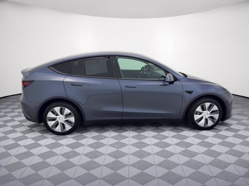 Used 2023 Tesla Model Y Long Range AWD/4WD image 8