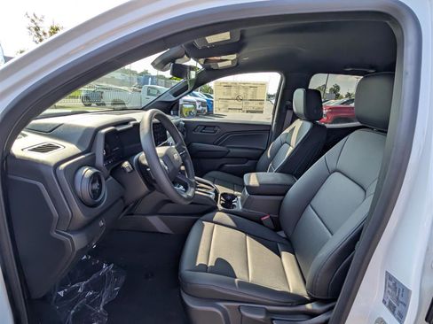 New 2025 Chevrolet Colorado W/T w/ Advanced Trailering Package image 11