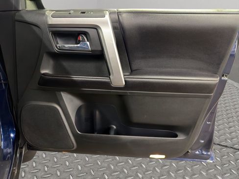 Used 2017 Toyota 4Runner SR5 image 21