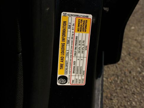 Used 2018 Chevrolet Cruze LS FWD image 27