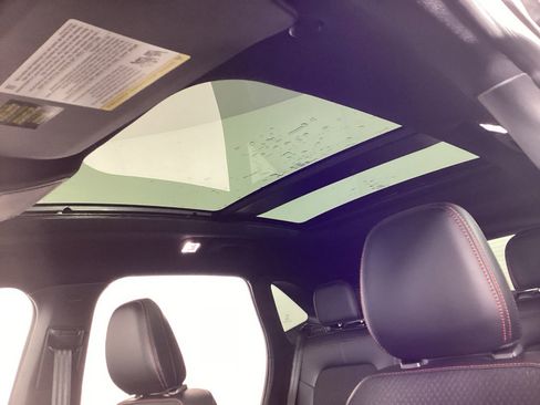 New 2026 Ford Escape ST-Line Select w/ Tech Pack #2 image 16