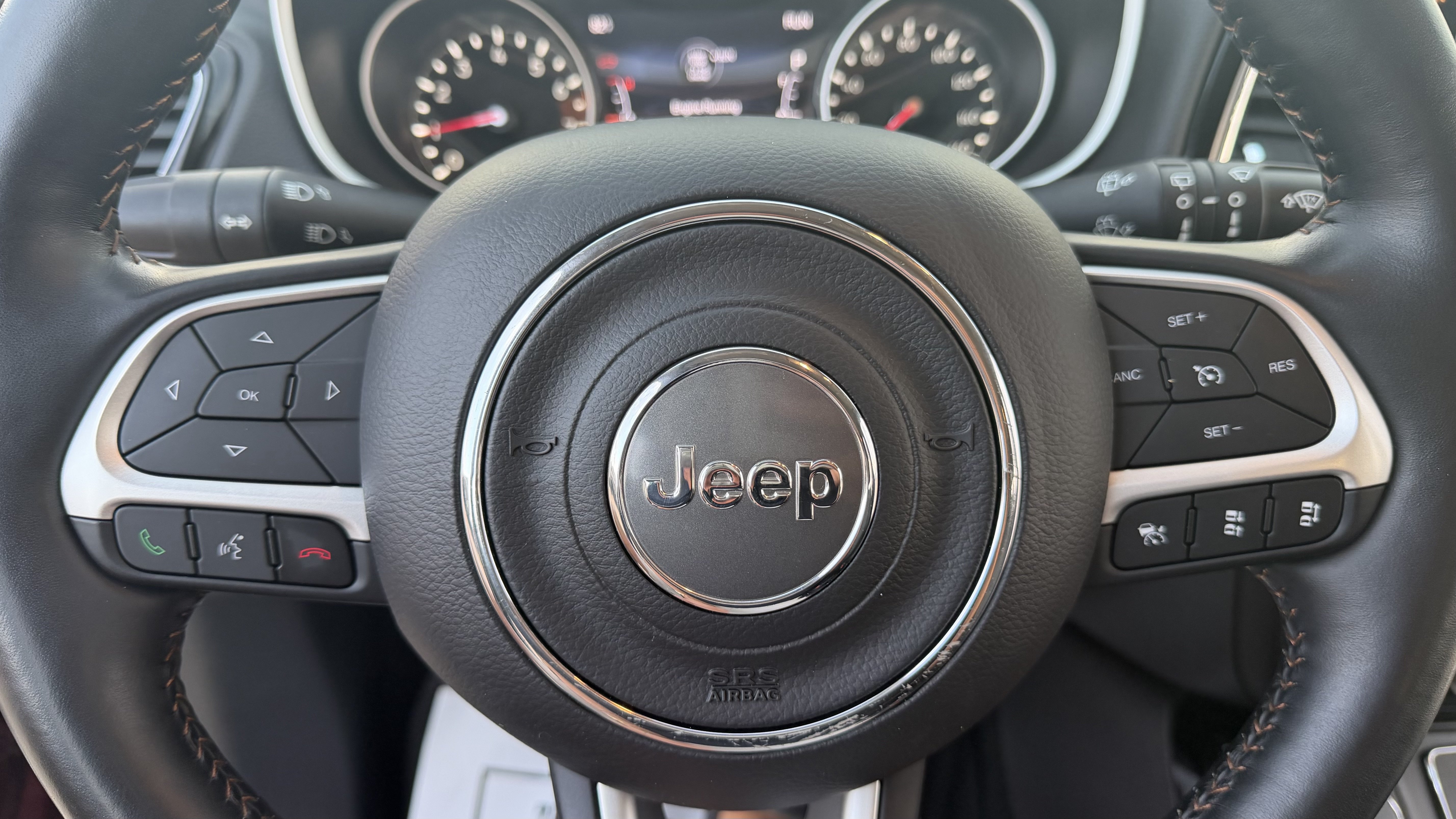 Used 2021 Jeep Compass Limited AWD/4WD image 17