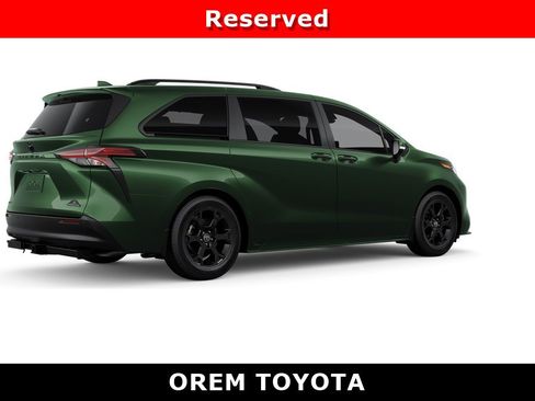 New 2026 Toyota Sienna XLE Woodland Edition AWD/4WD image 10