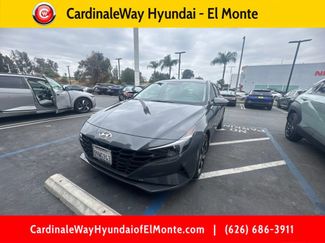 Used 2023 Hyundai Elantra SEL w/ Convenience Package FWD video 1