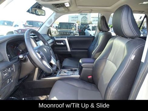 Used 2022 Toyota 4Runner SR5 Premium image 11