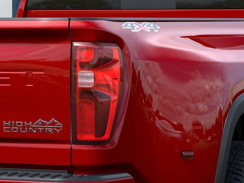 New 2026 Chevrolet Silverado 3500 High Country w/ Technology Package AWD/4WD image 13