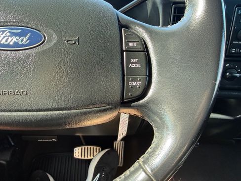 Used 2004 Ford F250 Lariat AWD/4WD image 29