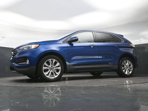 Used 2020 Ford Edge Titanium w/ Class II Trailer Tow Package AWD/4WD image 32
