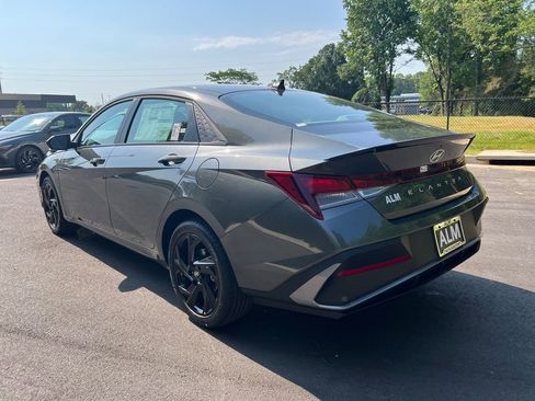 New 2026 Hyundai Elantra Sport FWD image 8