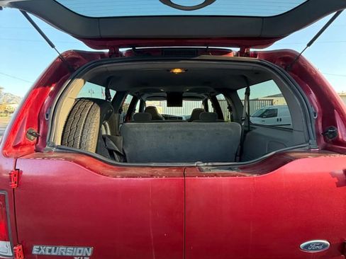Used 2003 Ford Excursion XLT RWD image 19