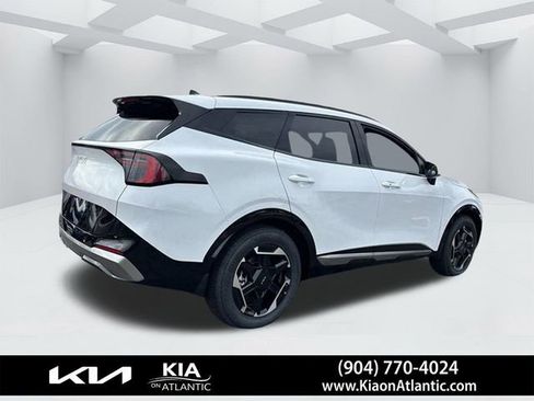 New 2026 Kia Sportage SX FWD image 11