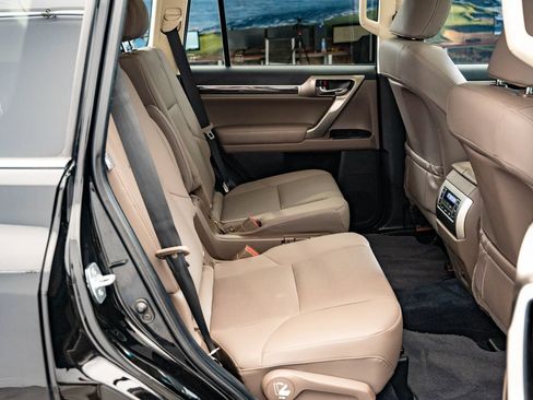 Certified 2021 Lexus GX 460 Premium AWD/4WD image 45