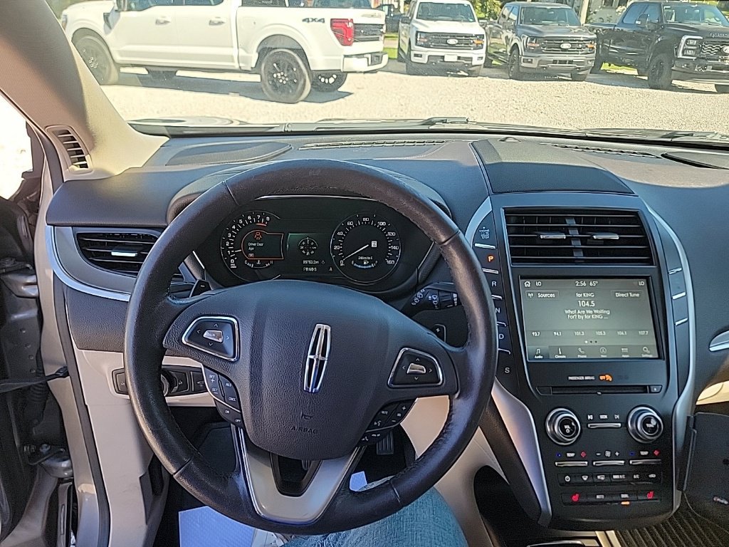Used 2017 Lincoln MKC Premiere AWD/4WD image 24