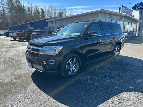 Used 2024 Ford Expedition Limited image 1