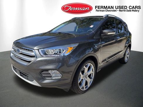 Used 2017 Ford Escape Titanium image 5