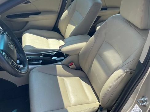 Used 2016 Honda Accord EX-L image 9