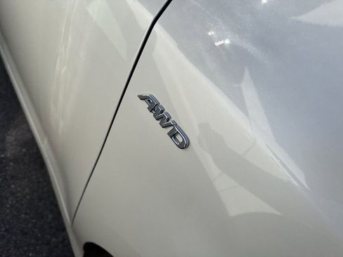 Used 2020 Toyota Sienna Limited Premium image 6