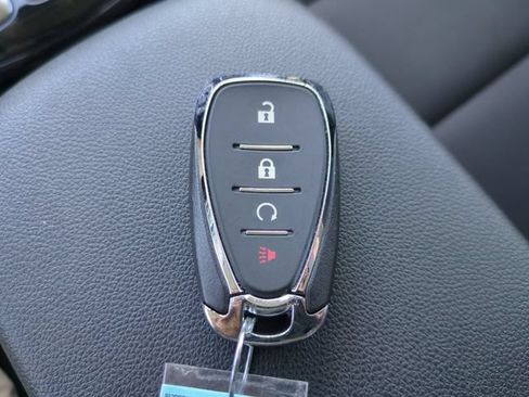 Used 2024 Chevrolet Trax ACTIV w/ Driver Confidence Package FWD image 33