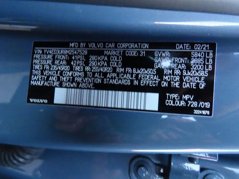 Used 2021 Volvo XC40 P8 Recharge image 39