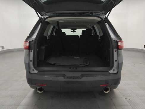 Used 2019 Chevrolet Traverse LS image 29
