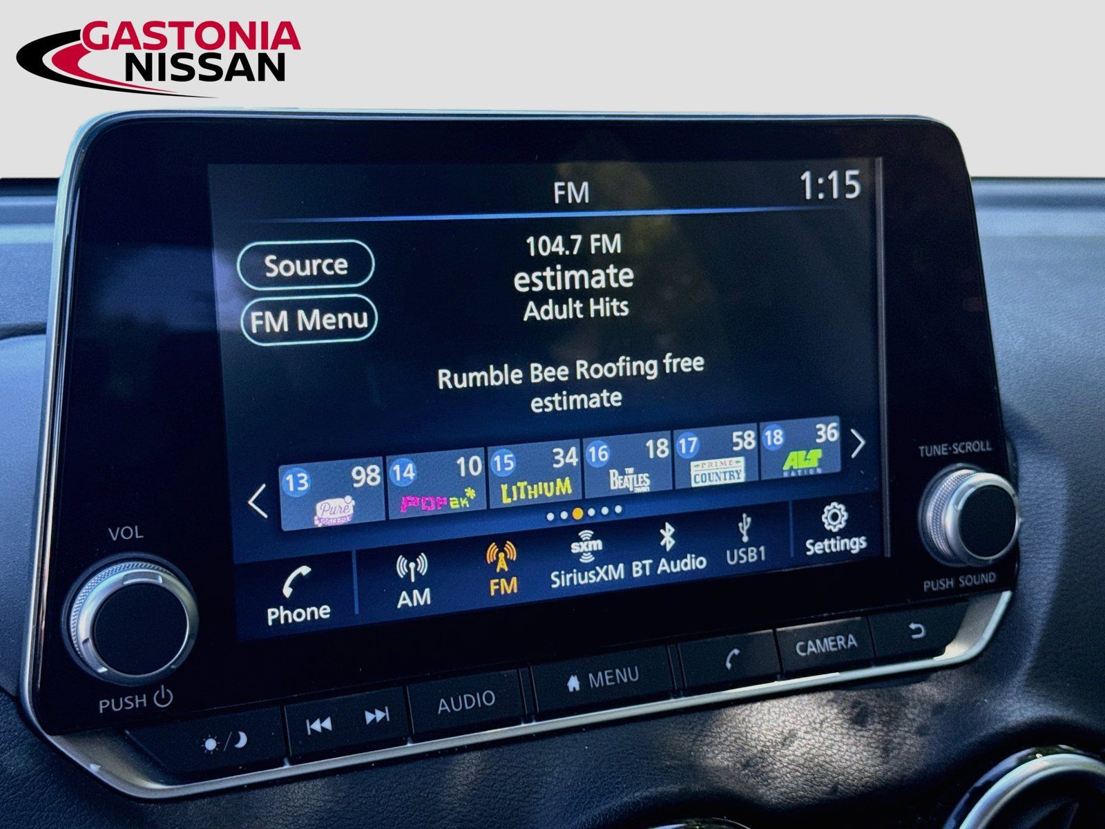 Used 2024 Nissan Sentra SV FWD image 18