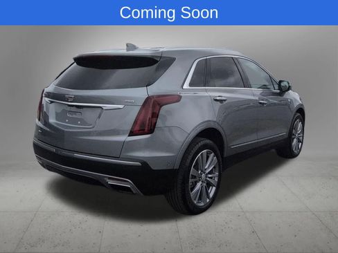 Used 2024 Cadillac XT5 Premium Luxury w/ Technology Package AWD/4WD image 6