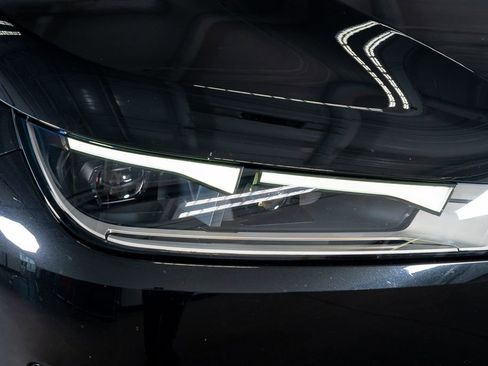 Used 2023 BMW iX xDrive50 w/ Convenience Package AWD/4WD image 9