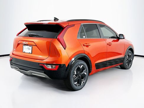 Used 2023 Kia Niro Wind FWD image 9