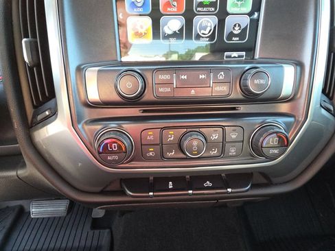 Used 2018 Chevrolet Silverado 1500 LT w/ All Star Edition AWD/4WD image 24