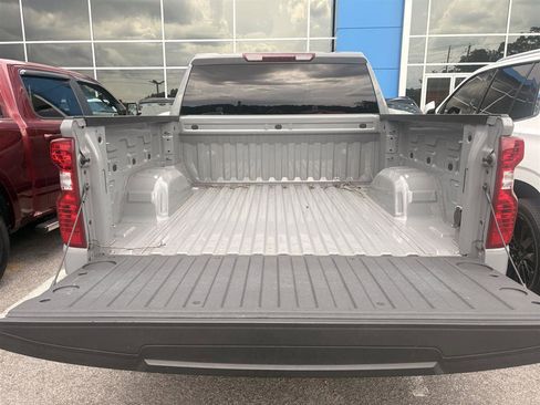 Used 2024 Chevrolet Silverado 1500 Custom RWD image 9