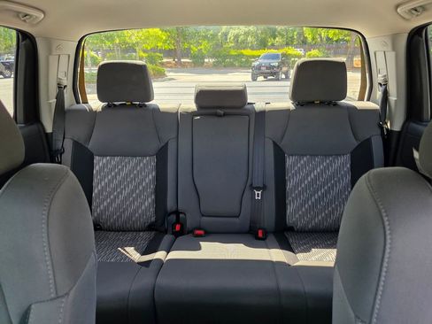 Used 2019 Toyota Tundra SR5 w/ SR5 Upgrade Package AWD/4WD image 28