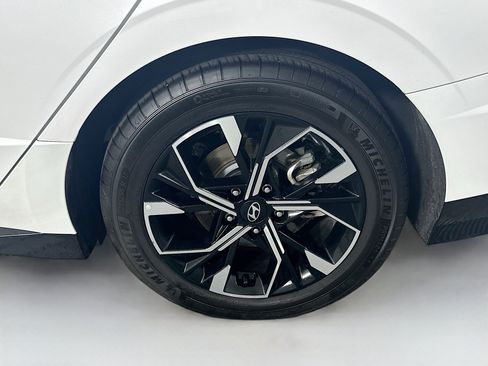 Used 2025 Hyundai Sonata SEL image 11